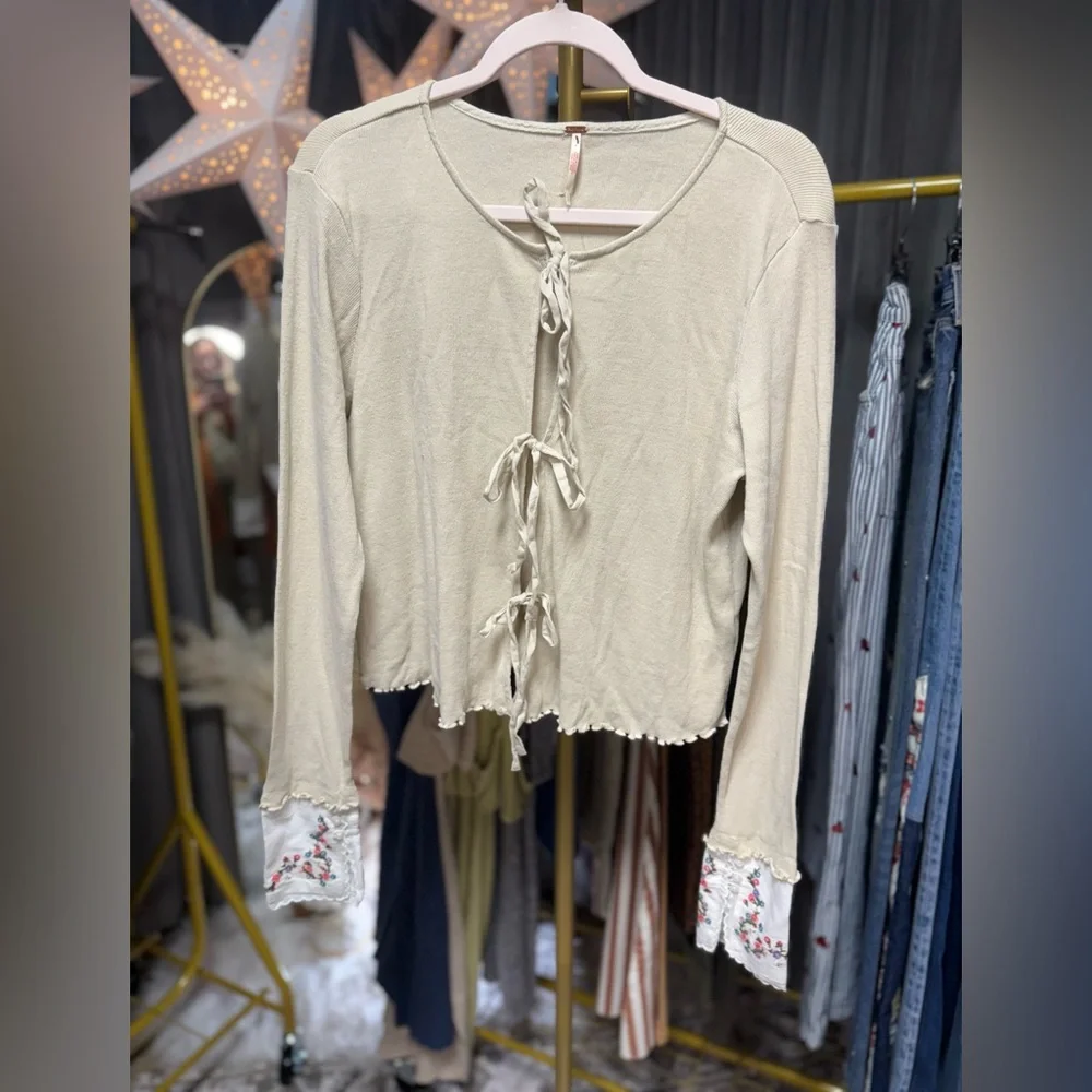 NWOT Free People Dipped in Floral Embroidered Cardi in Morning Oat